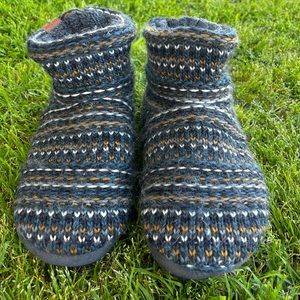 Fat face slippers men’s size 11